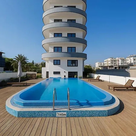 Bright Stylish Flat With Balcony & Shared Pool Apartment
